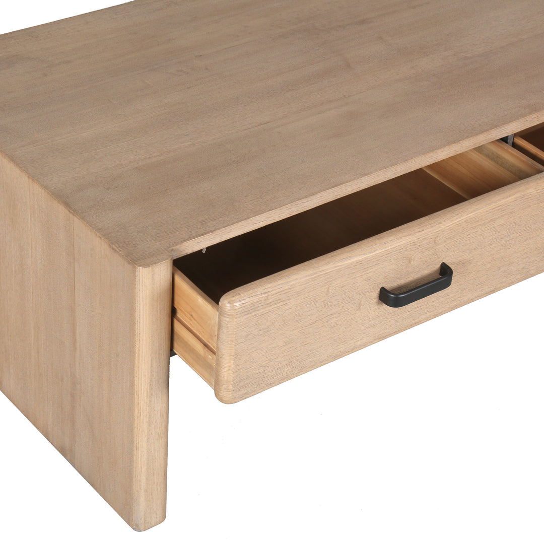 47.2"W x 24"D x 15.7"H / Natural