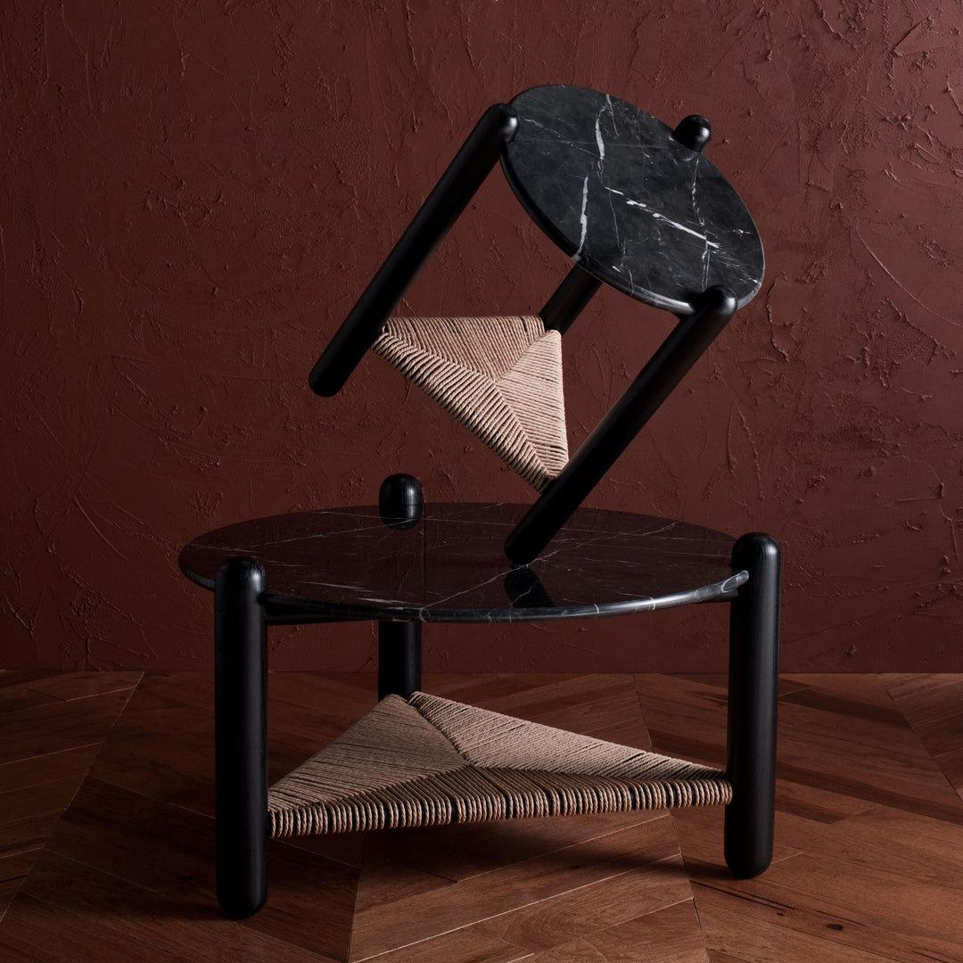 30"W x 30"D x 18"H / Black