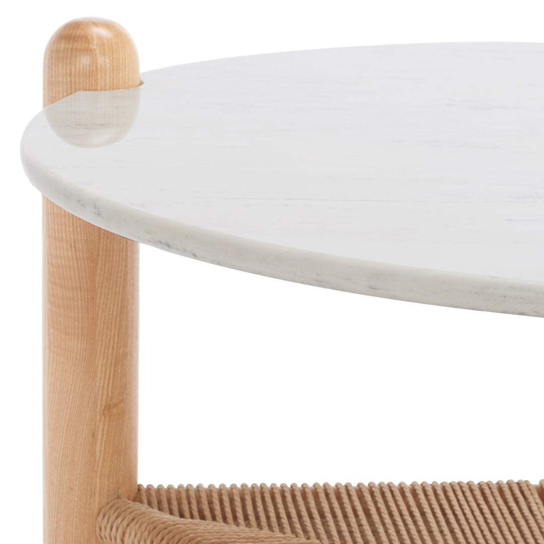 30"W x 30"D x 18"H / Natural/White