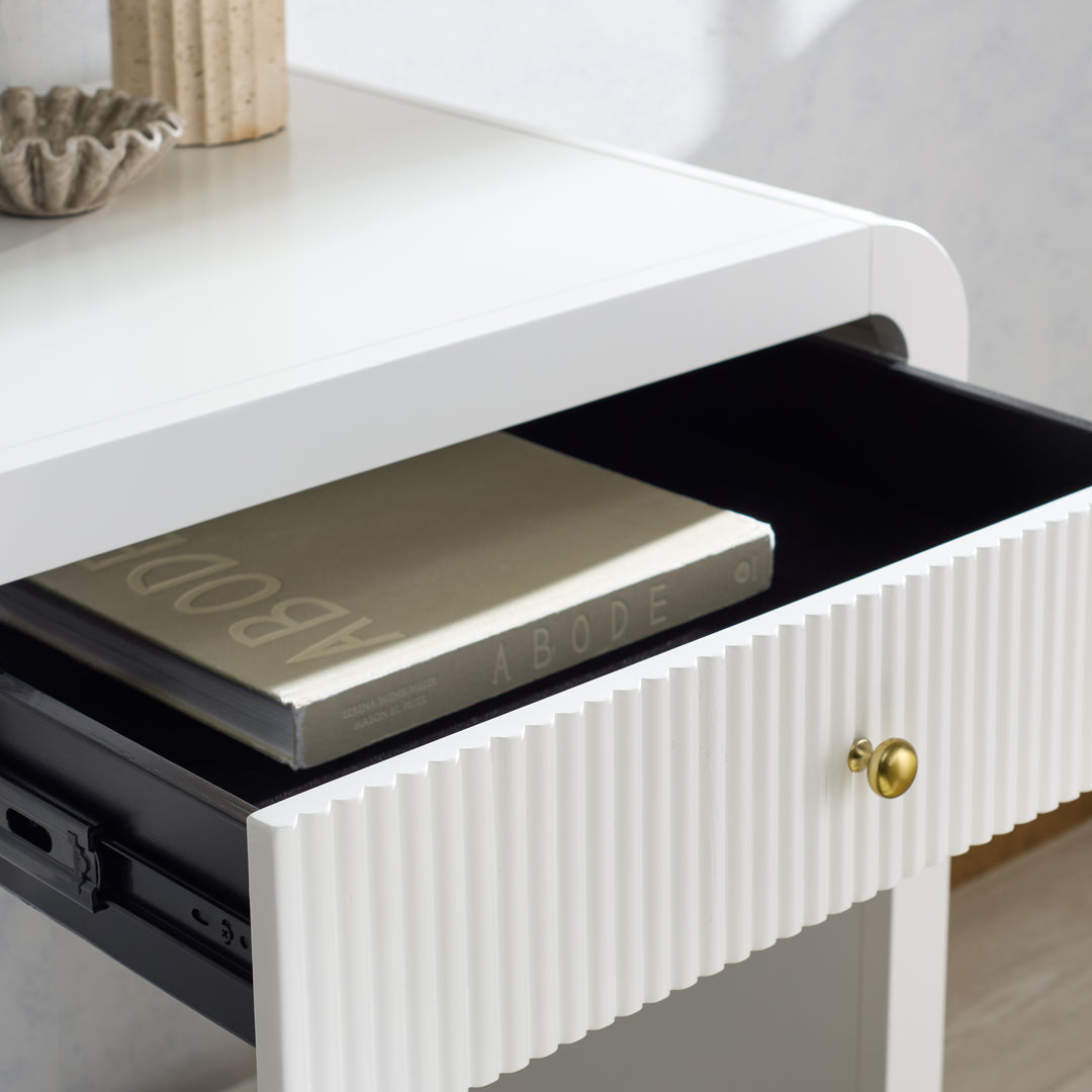 48"W x 20.1"D x 32"H / White