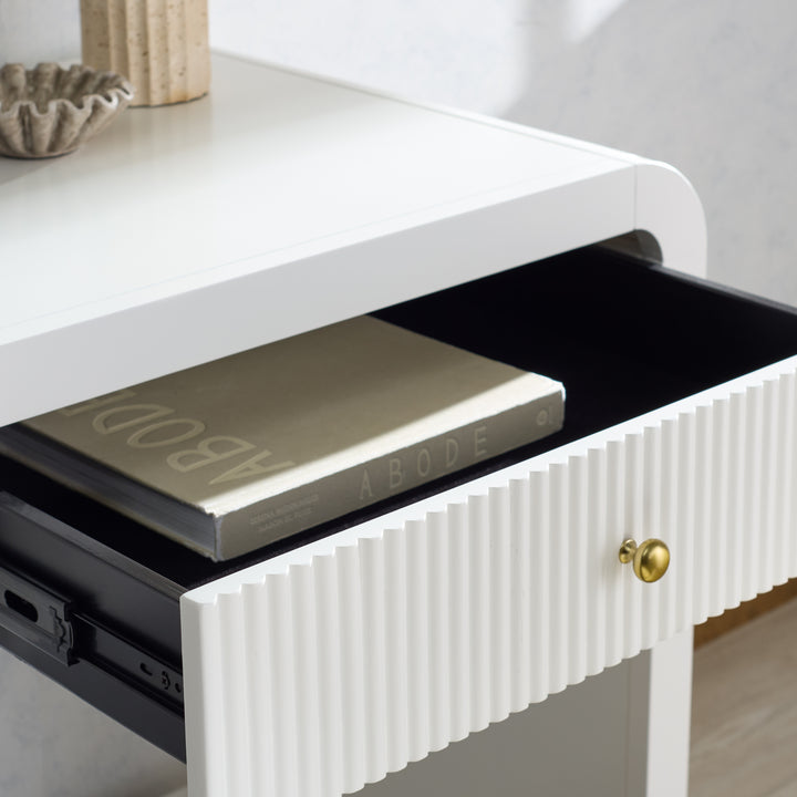 48"W x 20.1"D x 32"H / White