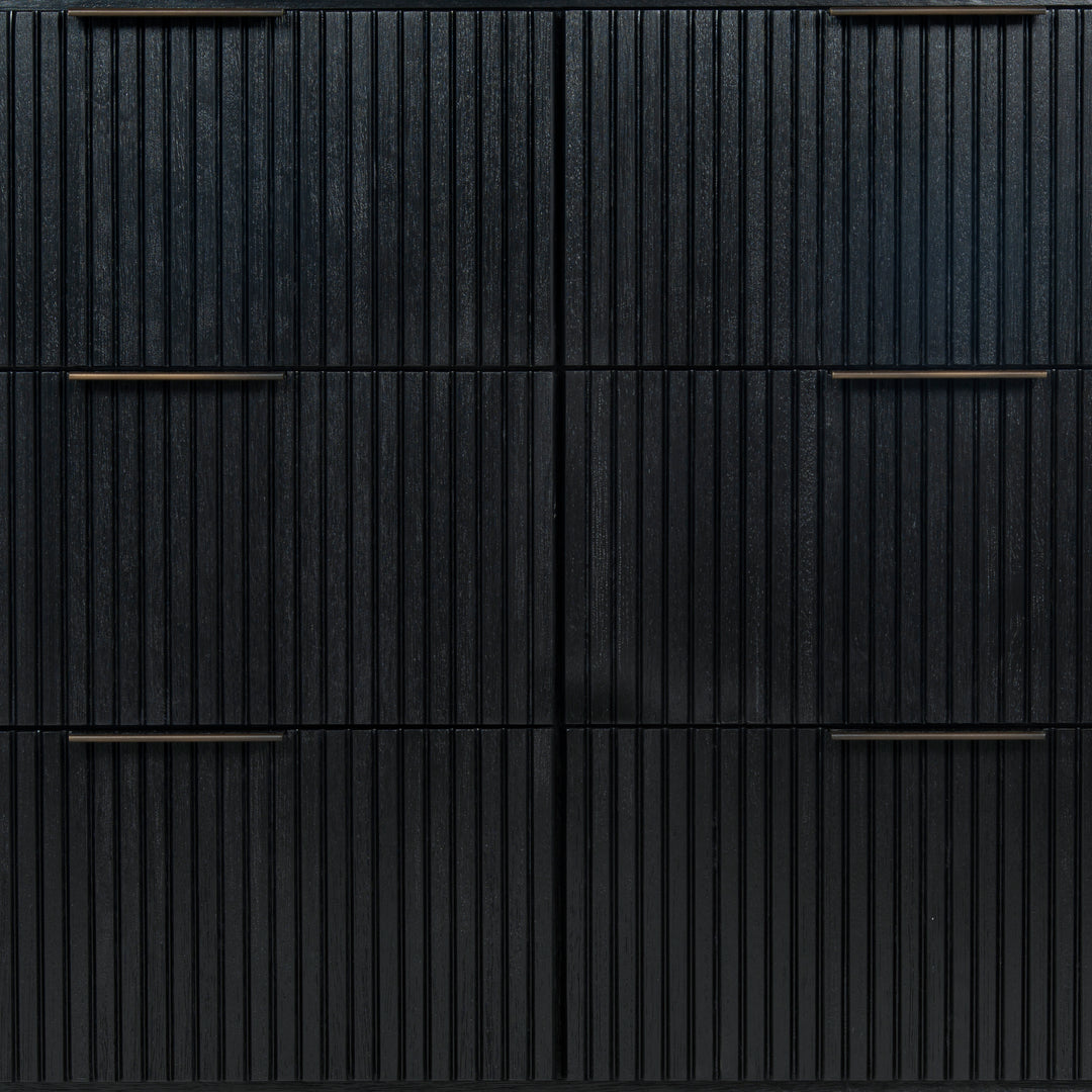 60"W x 18"D x 32"H / Black