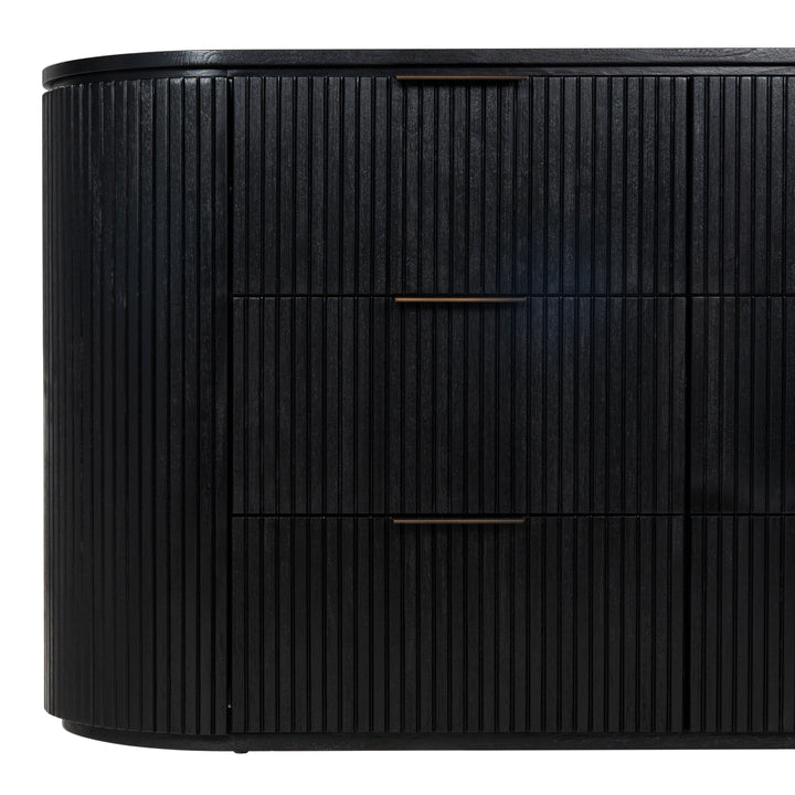 60"W x 18"D x 32"H / Black