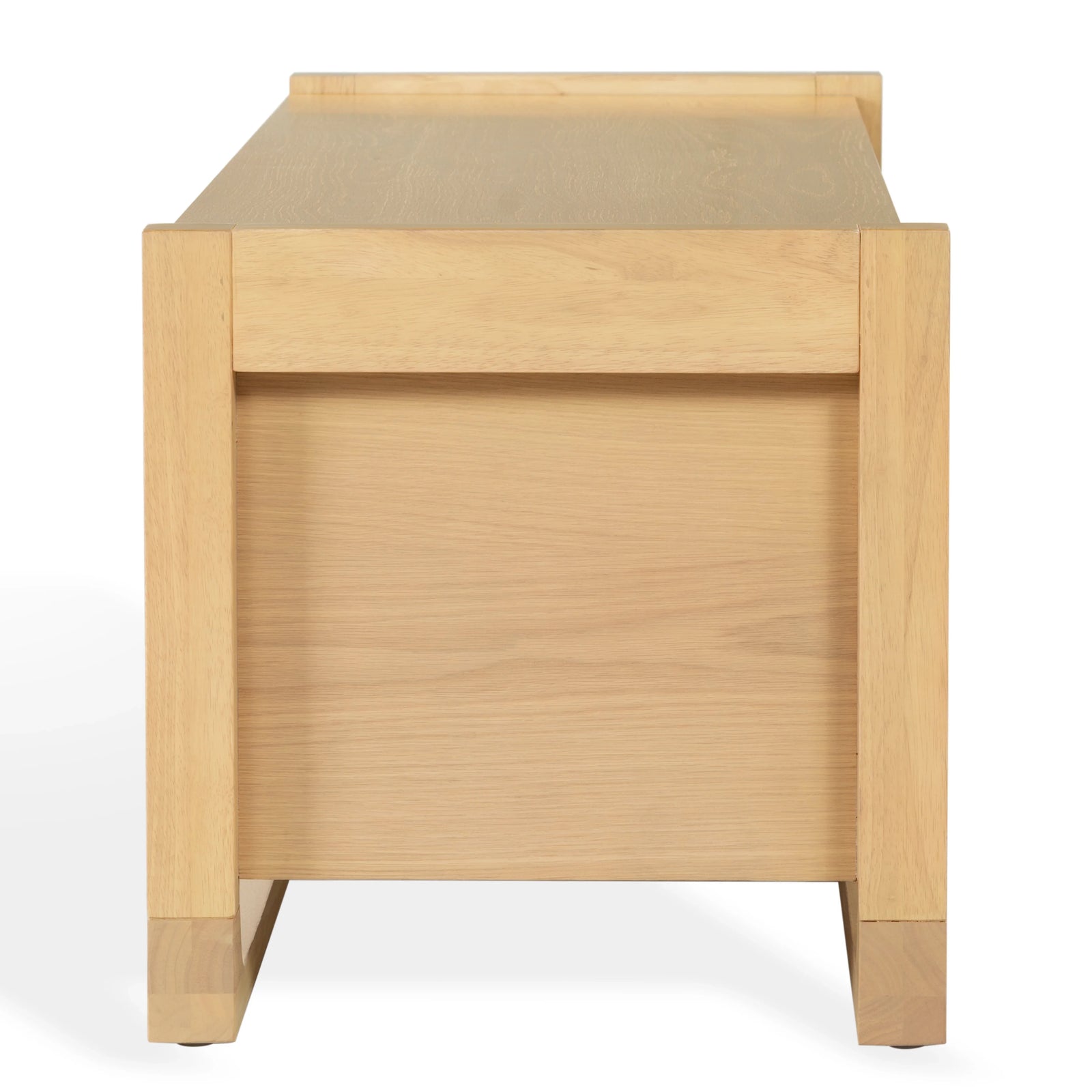 60"W x 17.7"D x 18"H / Natural