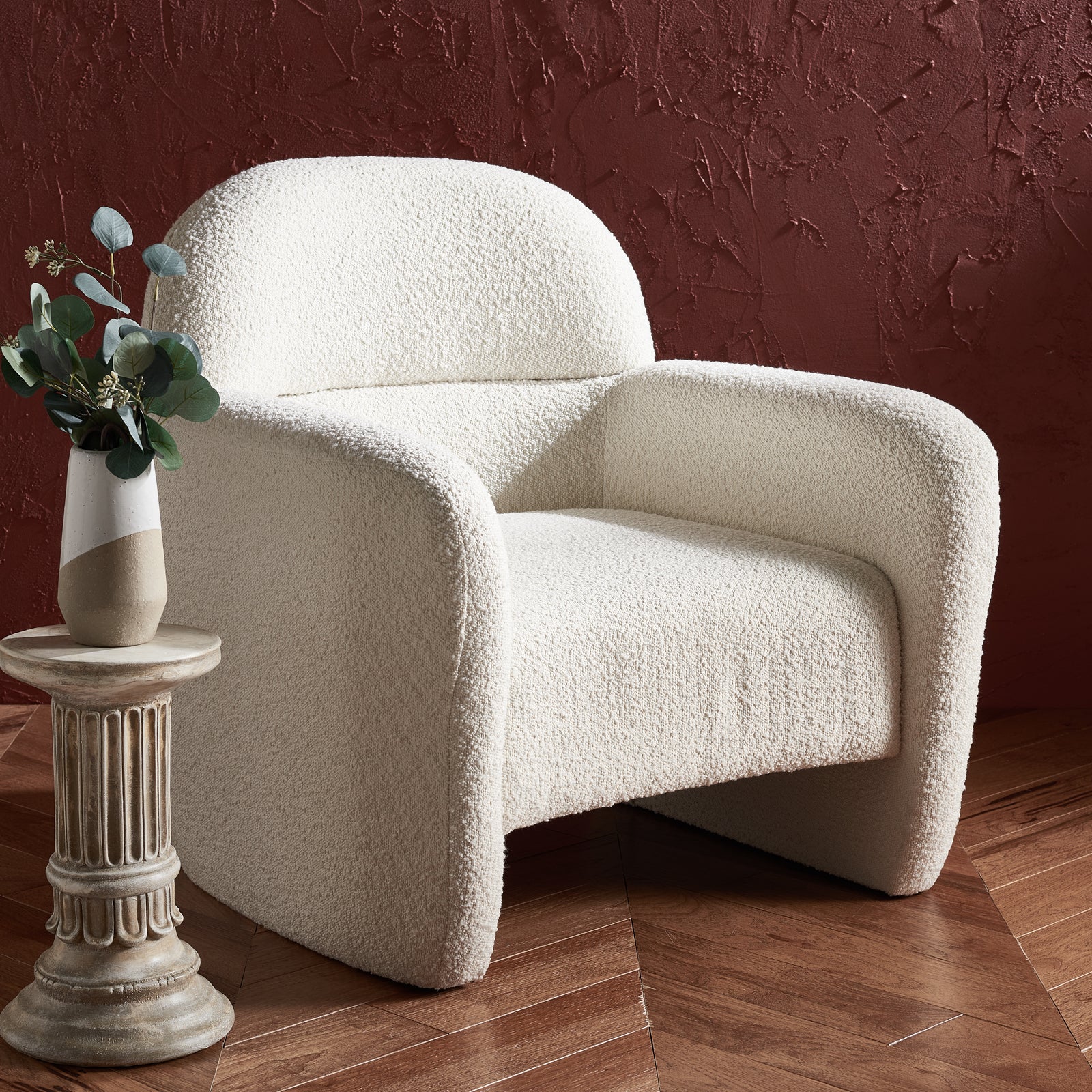 IVORY / 33.1" x 33.5" x 34.3"