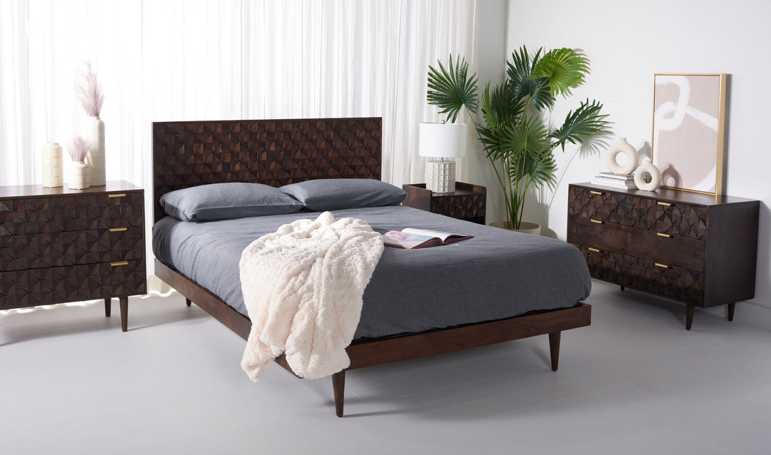 American Home Furniture Safavieh Couture Zinnia Platform Bed