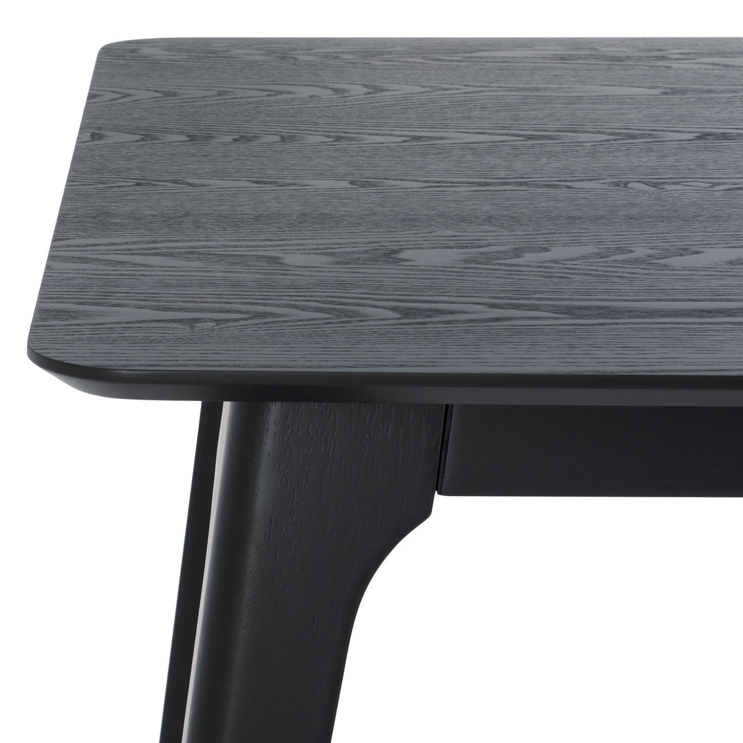 59.1"W x 35.4"D x 29.5"H / Black