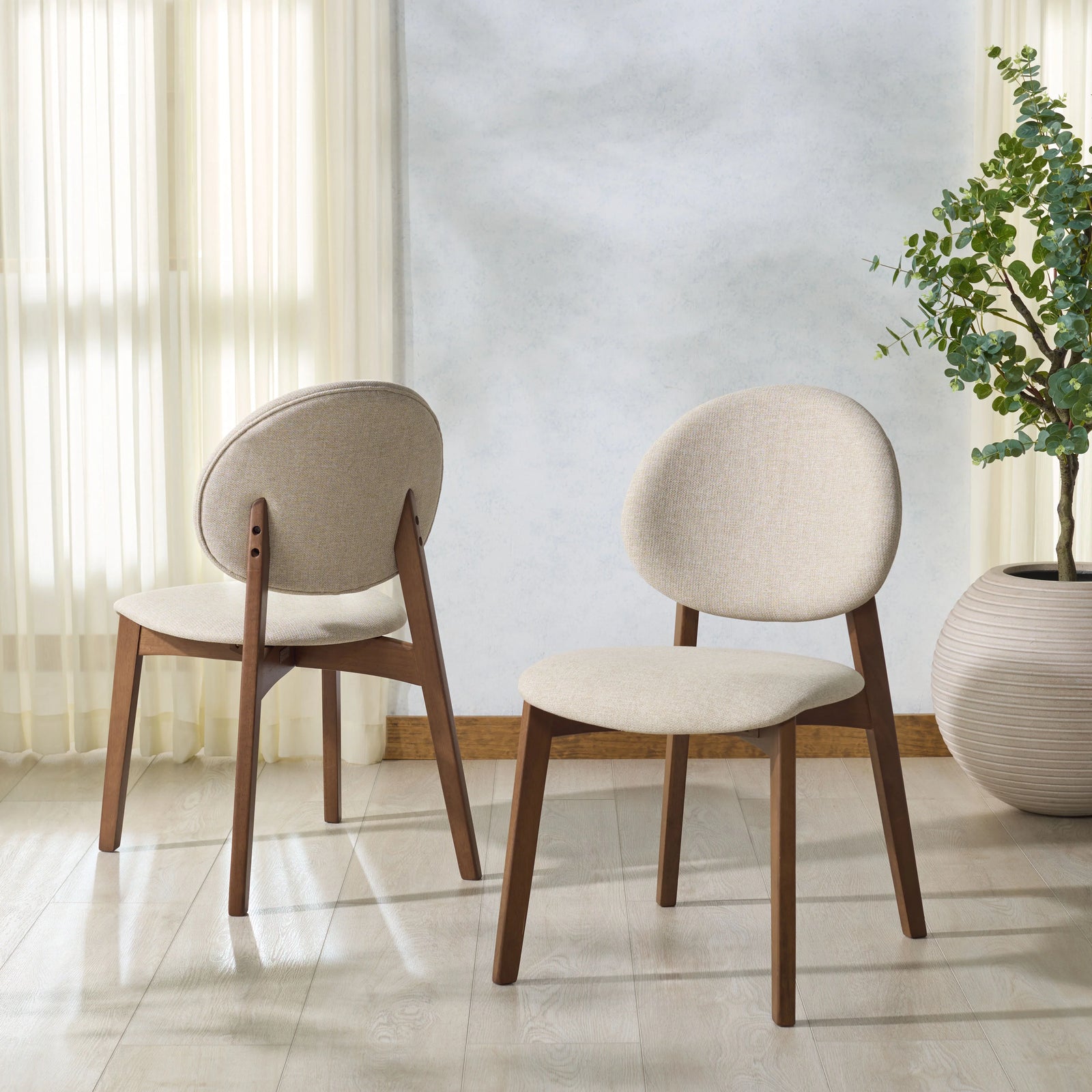 Walnut / Beige