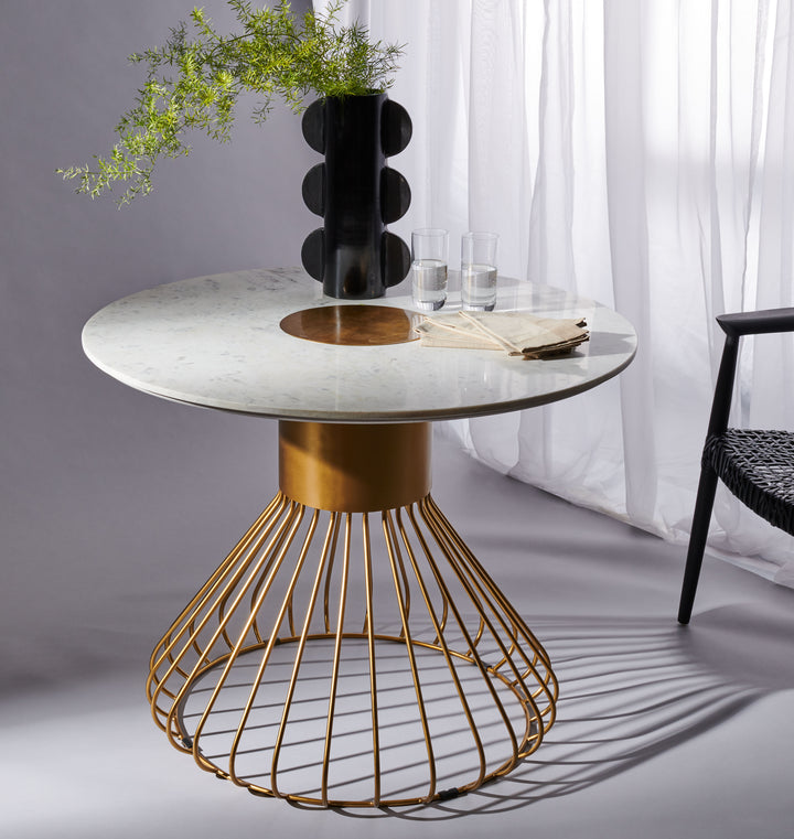 American Home Furniture Safavieh Couture Gwen 40" Pedestal Marble Dining Table/ Gold/ White