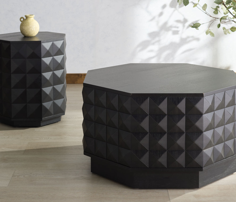 20"W x 20"D x 22"H / Black