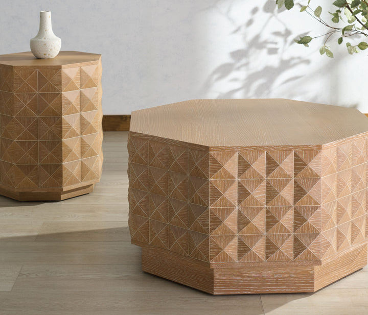 34.1"W x 34.1"D x 18"H / Natural