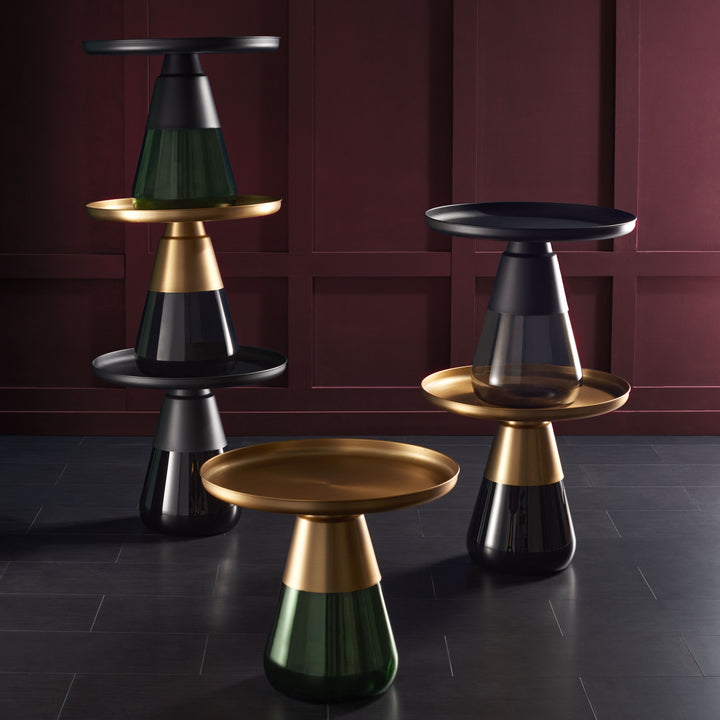 23.6"W x 23.6"D x 20.5"H / Black/Grey