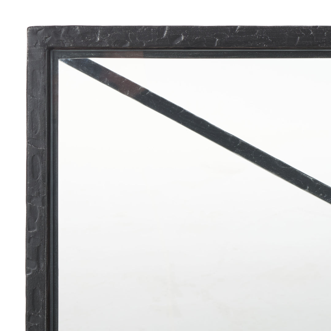Black / Clear