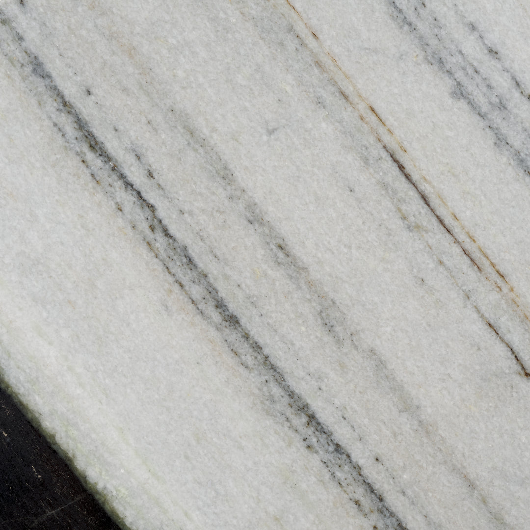 WHITE / BLACK / 10" x 10" x 17.5"