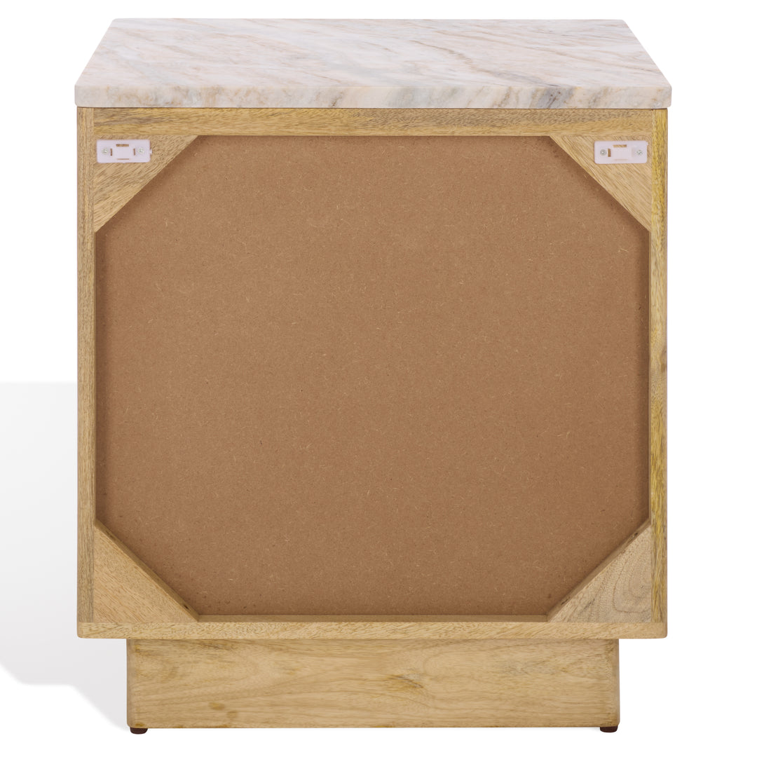 20"W x 17.5"D x 23.5"H / Natural/White