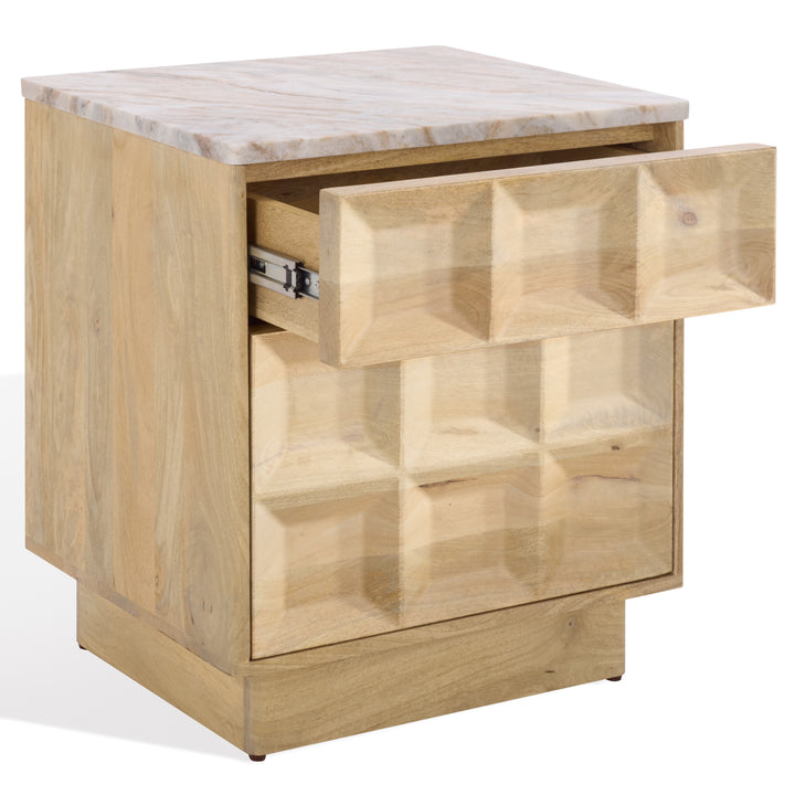 20"W x 17.5"D x 23.5"H / Natural/White