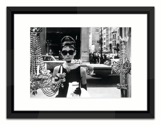 Shopping At Tiffany'S - Black Lacquer Frame - SVL101