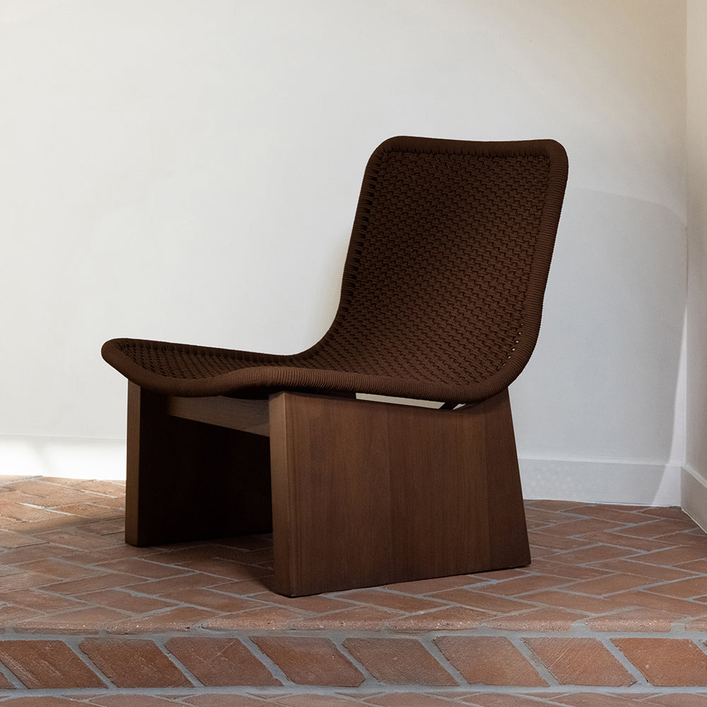 American Home Furniture Moe's Home Collection Savanna Outdoor Accent Chair