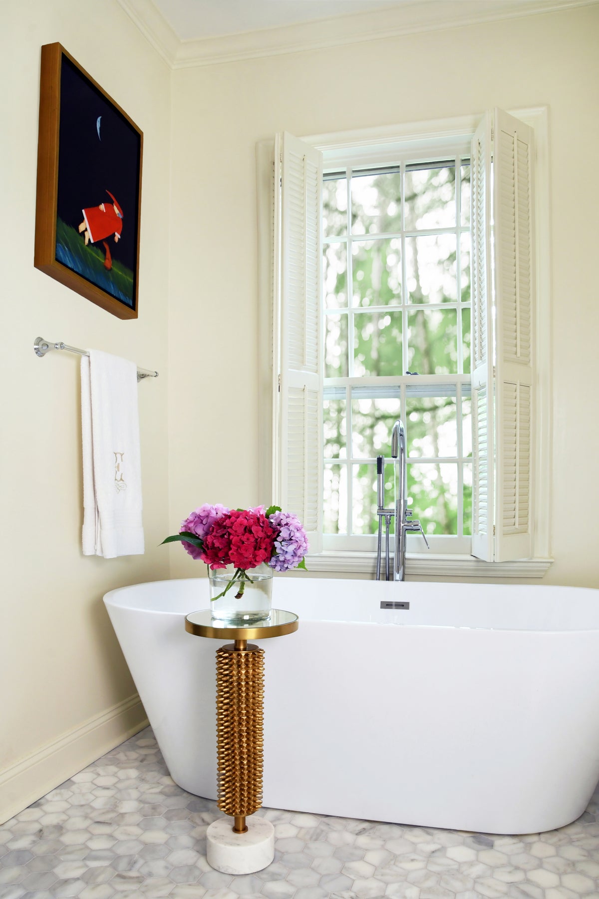 Round Pedestal Side Table With Urchin Textured Detail And White Marble Base With Inset Mirror Top - TALIA
