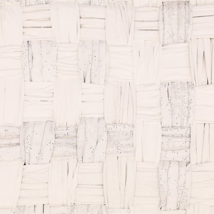 Miella Large — Detail 1