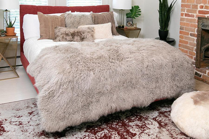 Tibetan Longwool Throw - AmericanHomeFurniture