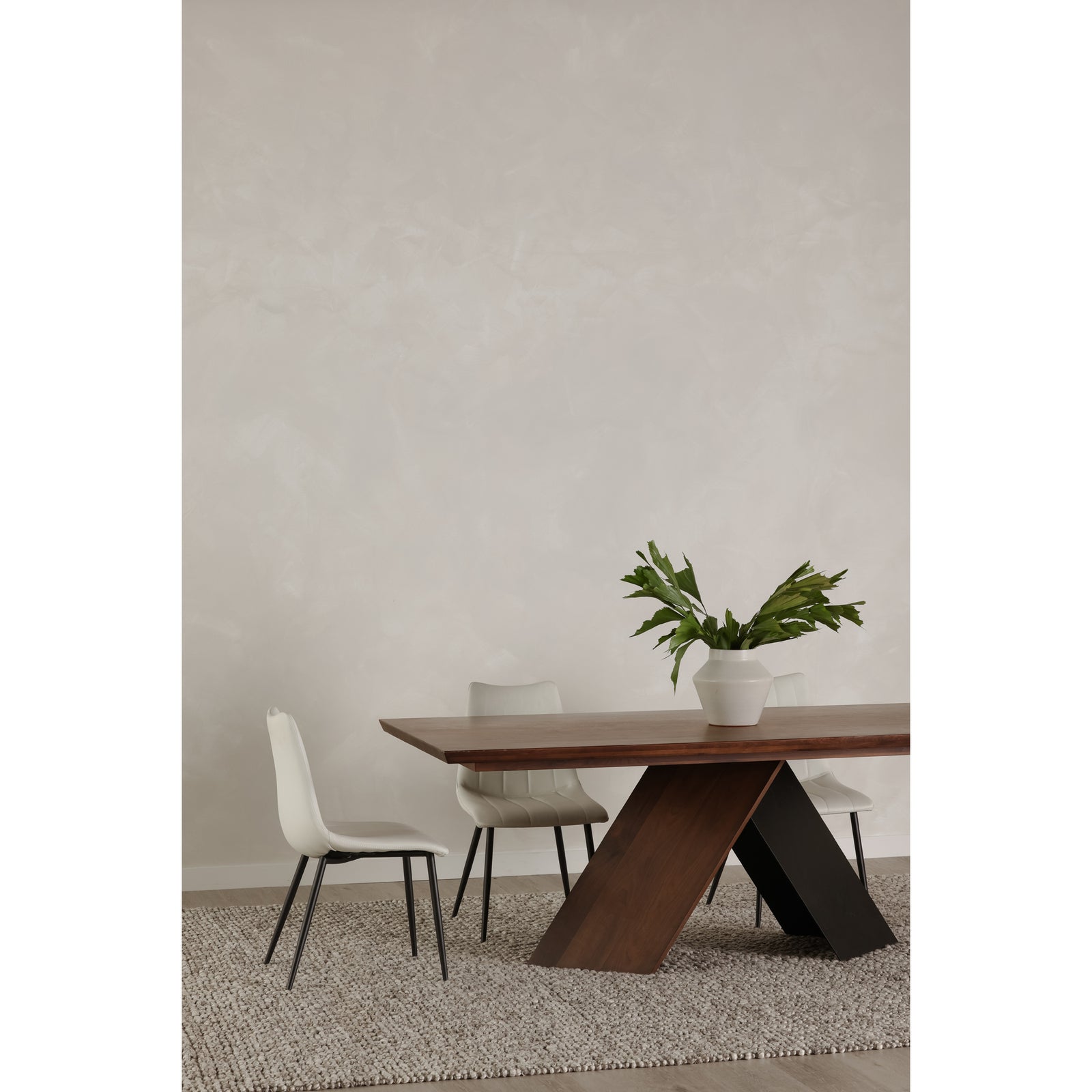 Moe's Home Collection - Alibi Dining Chair Ivory - Set of 2 - UU-1022-05 | American Home Furniture