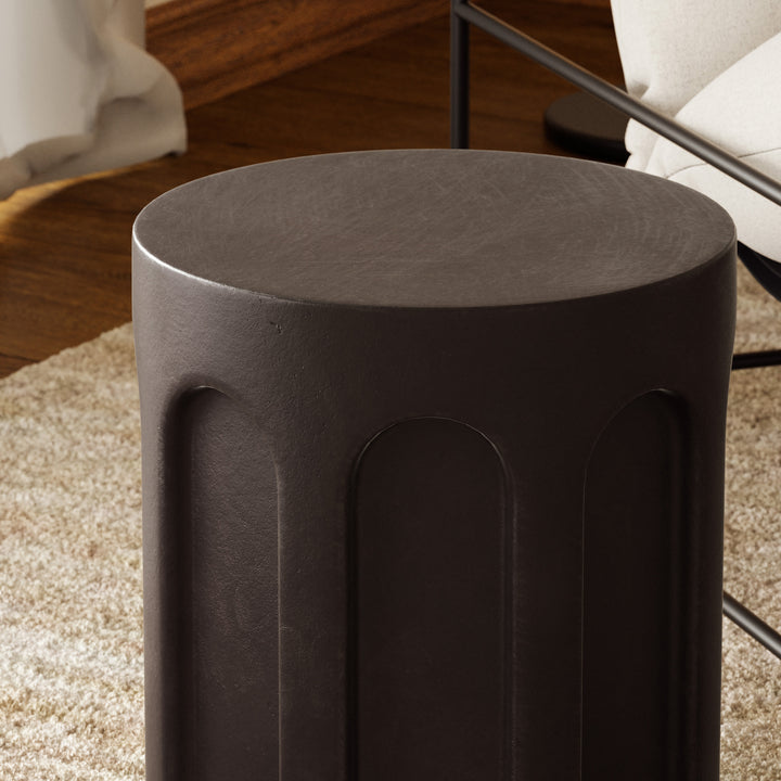 Atlas Indoor/Outdoor Concrete End Table