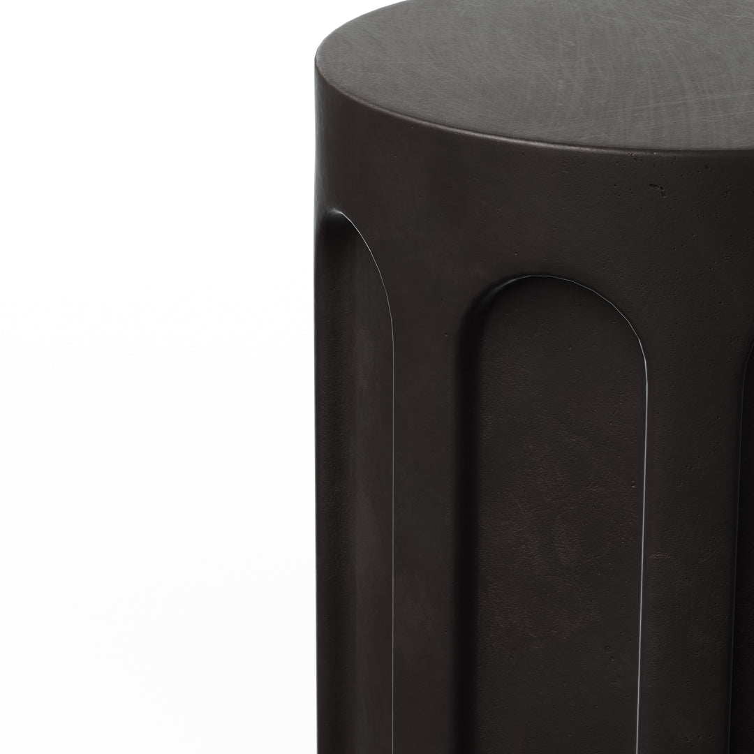 Atlas Indoor/Outdoor Concrete End Table
