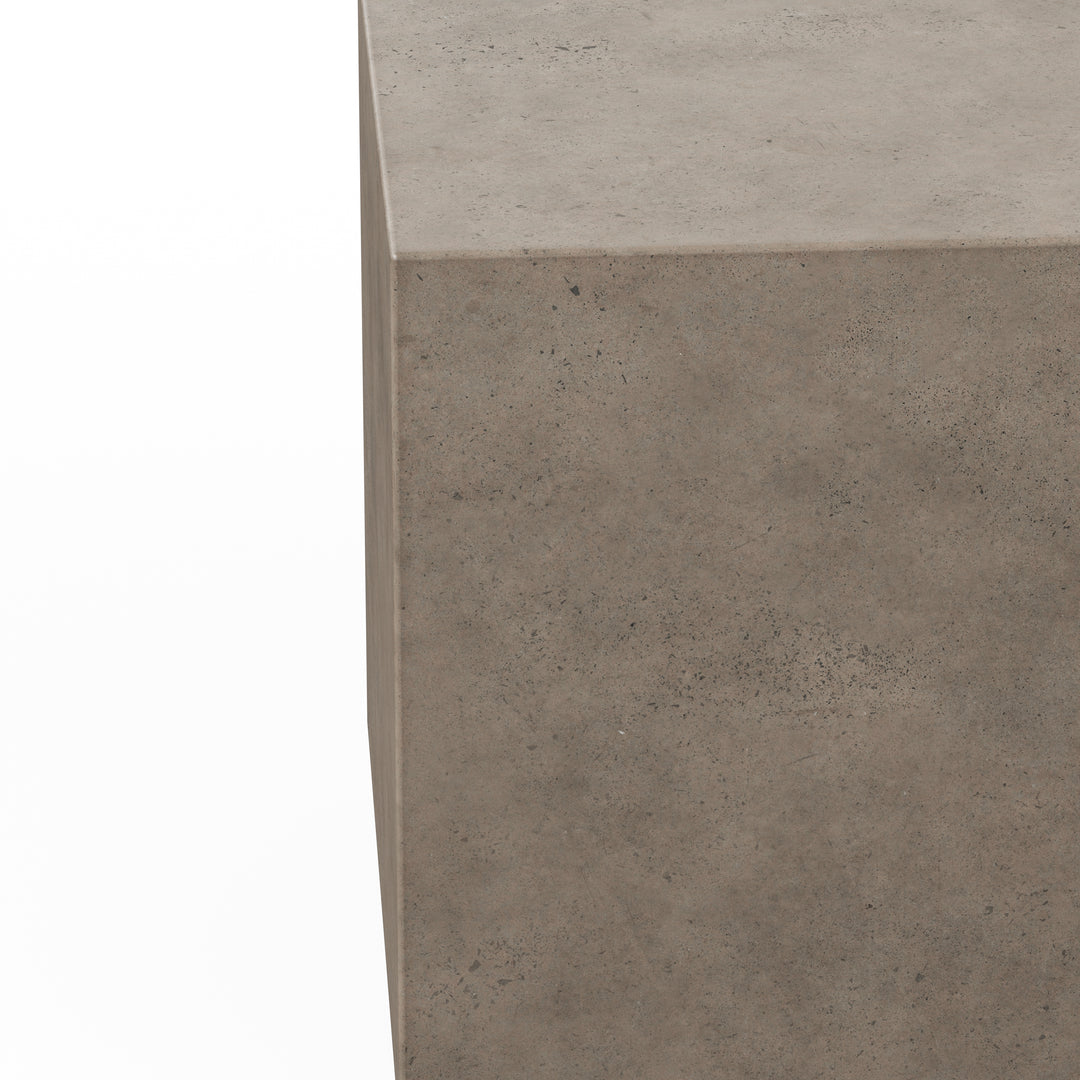 Bloc Indoor/Outdoor Concrete End Table