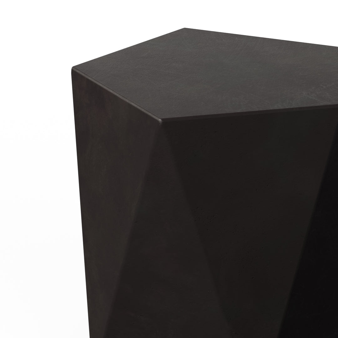 Kelson Indoor/Outdoor Concrete End Table