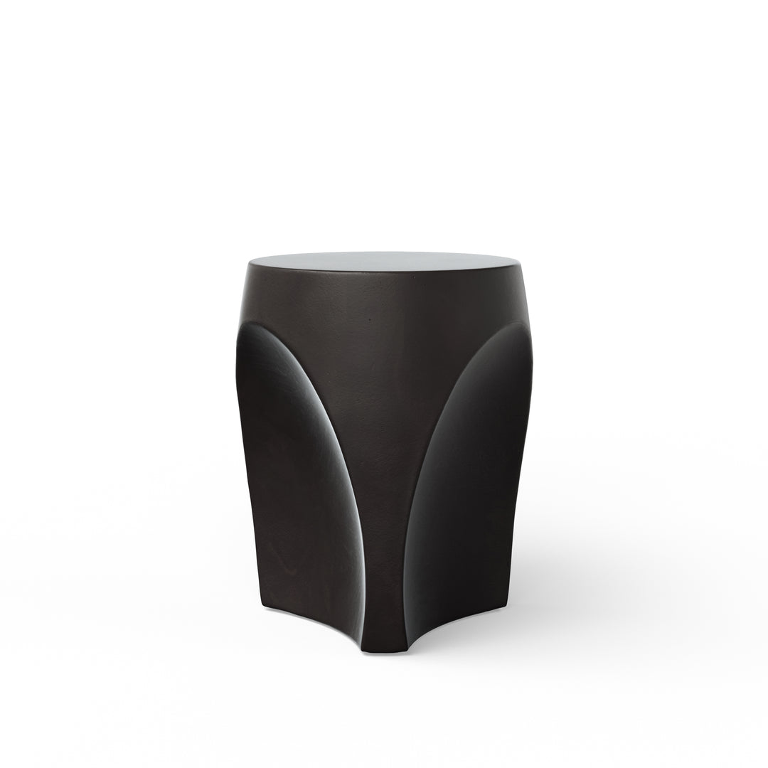 Thalia Indoor/Outdoor Concrete End Table