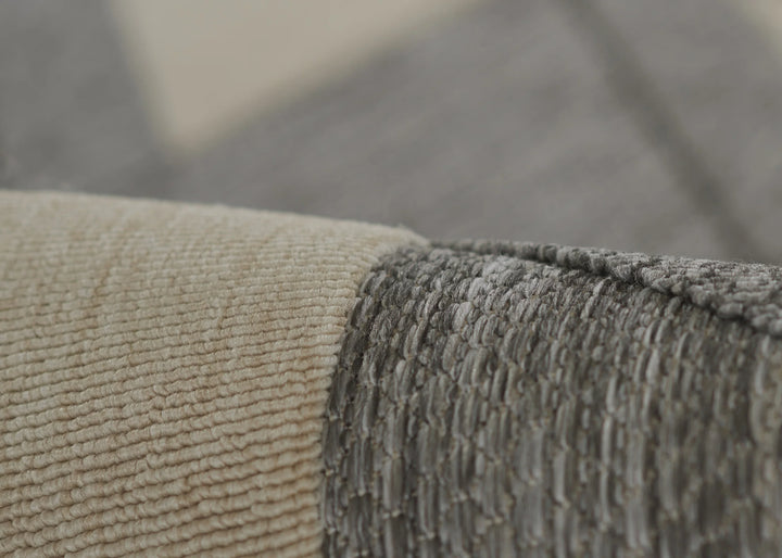 American Home Furniture Momeni Vines 1 Rug