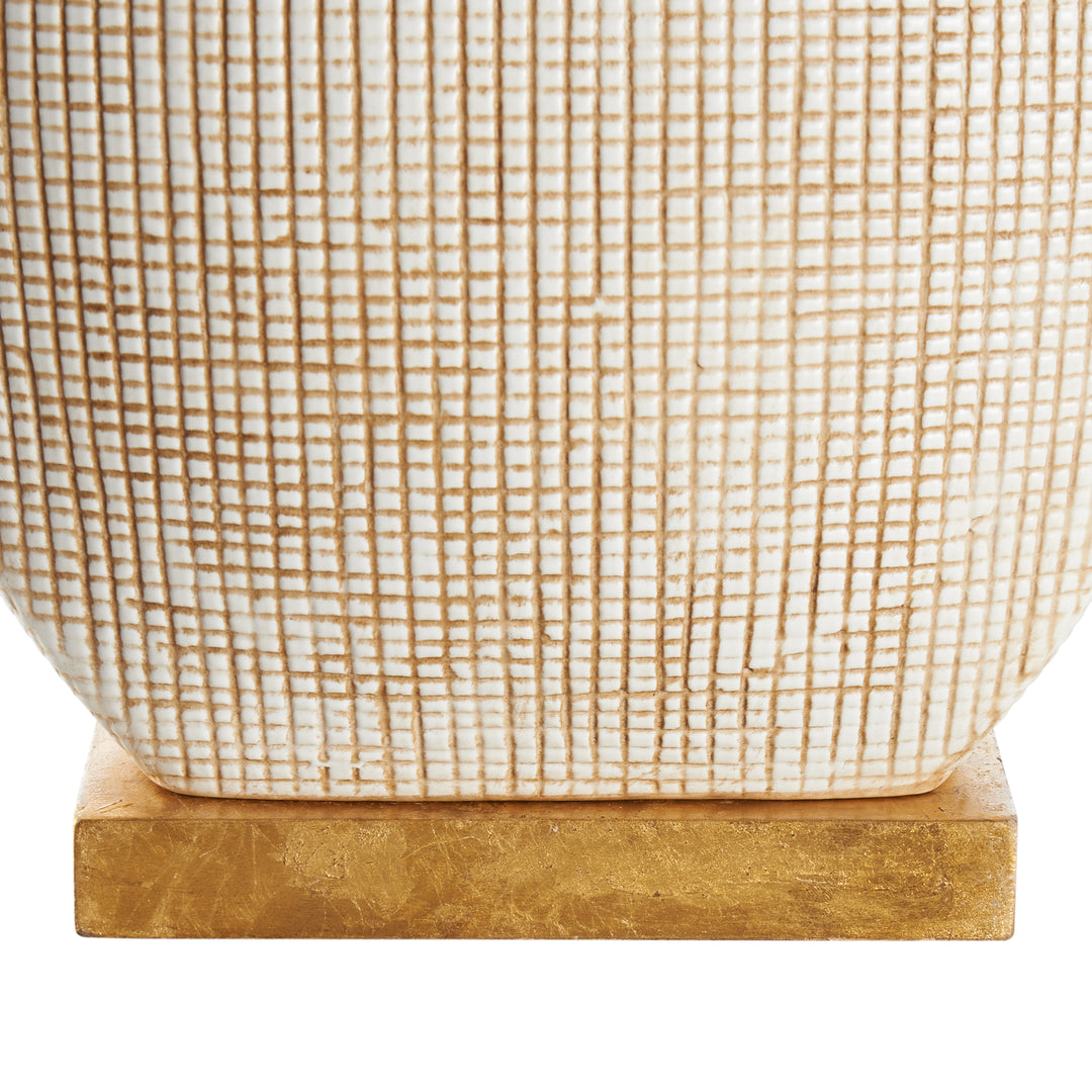 Perry Lamp - W10047