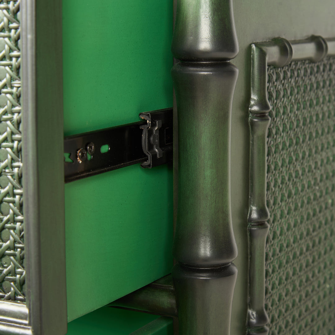 Emerald Green/Antique