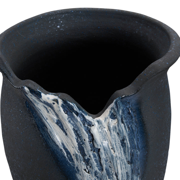 Hikone Vase - W10128