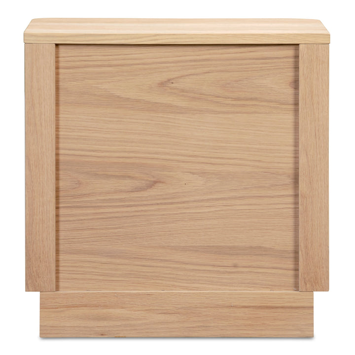 Round Off Tall Nightstand Oak