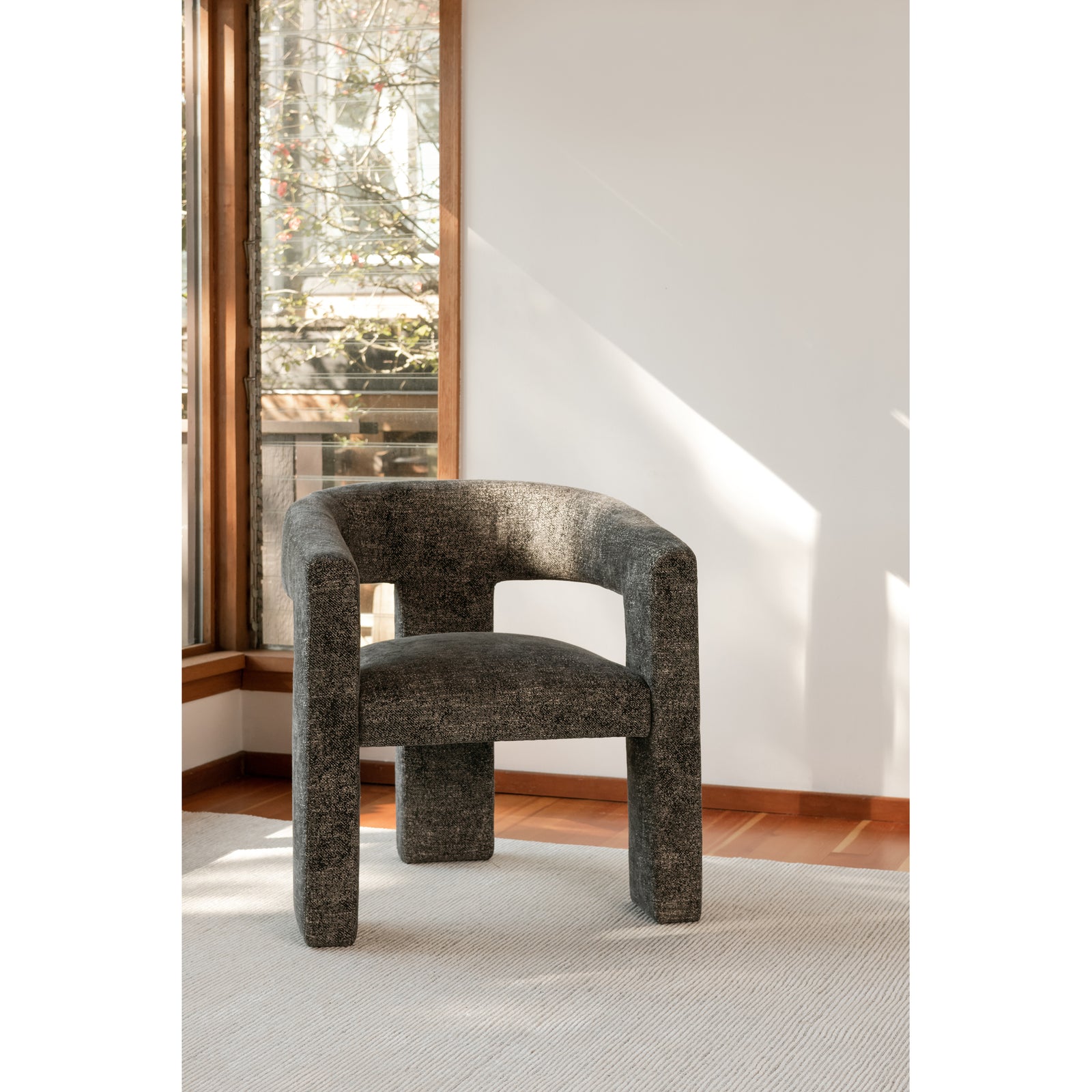 Moe's Home Collection - Elo Chair Black - ZT-1032-02 | American Home Furniture