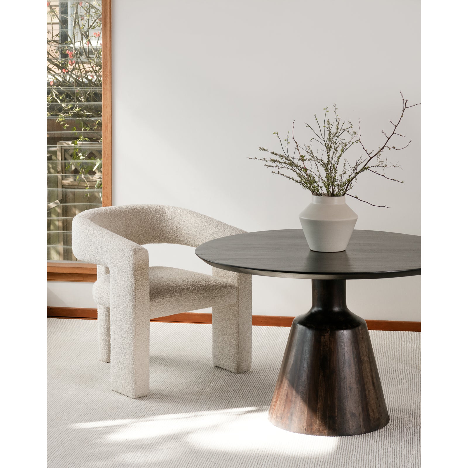 Moe's Home Collection - Elo Chair White - ZT-1032-18 | American Home Furniture