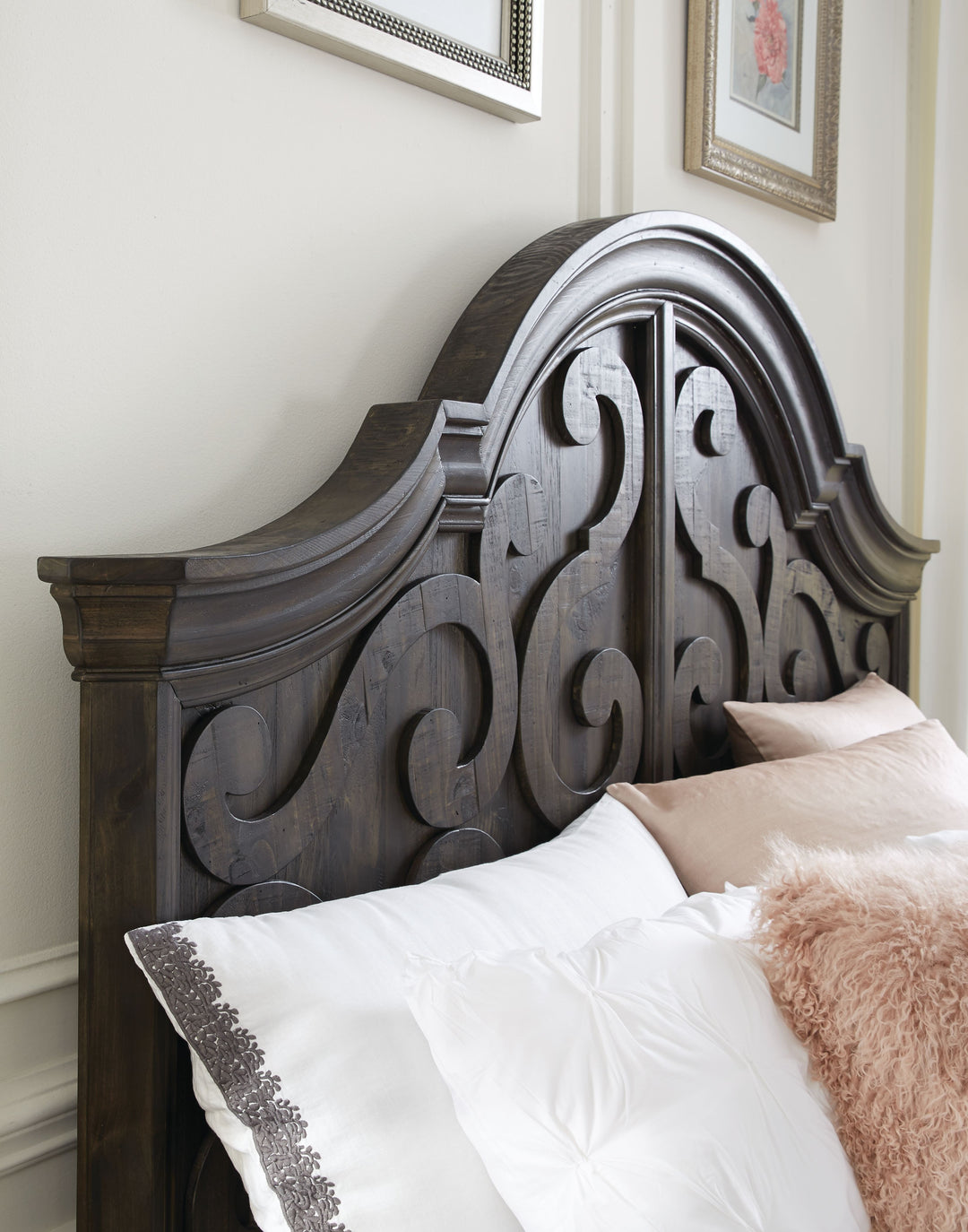 Bellamy Peppercorn Queen Shaped Panel Bed - B2491-55