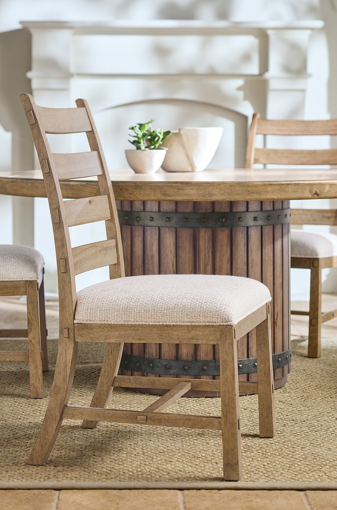 American Home Furniture | Hooker Furniture - Vineyard Row Ladderback Side Chair