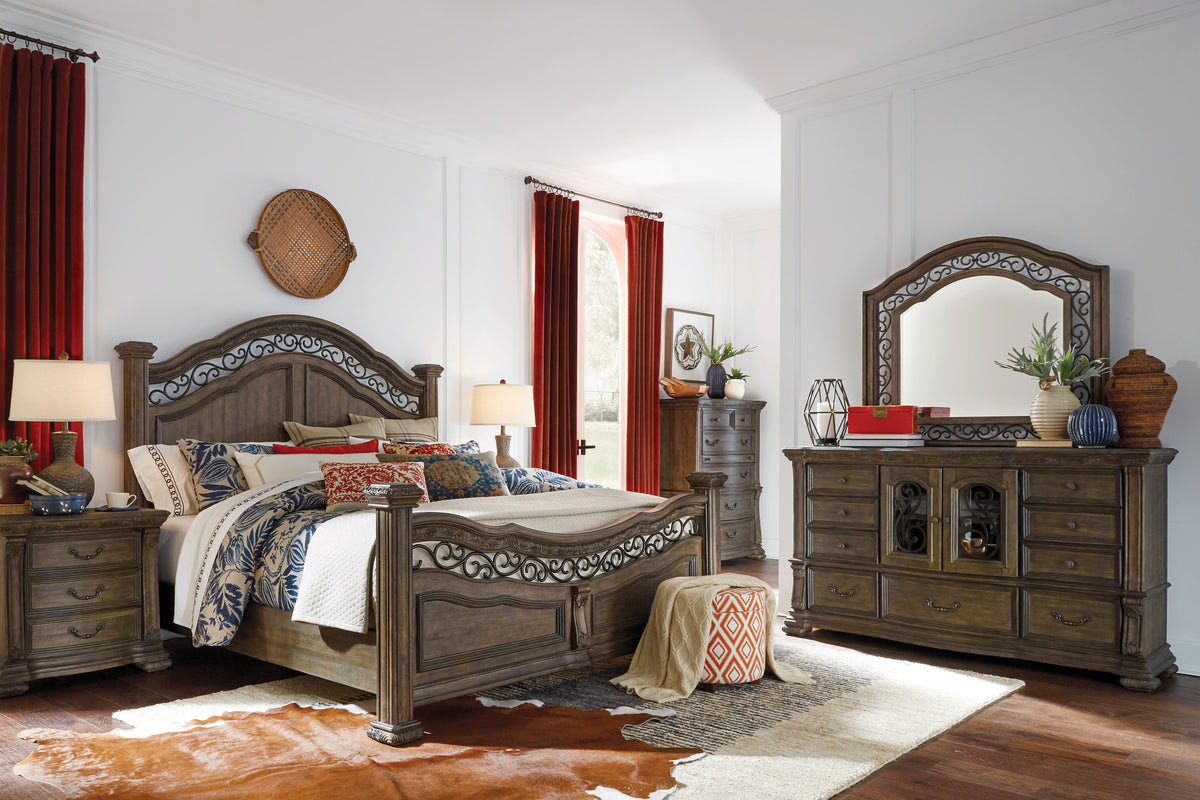 Durango Willadeene Brown King Panel Bed - B5133-64