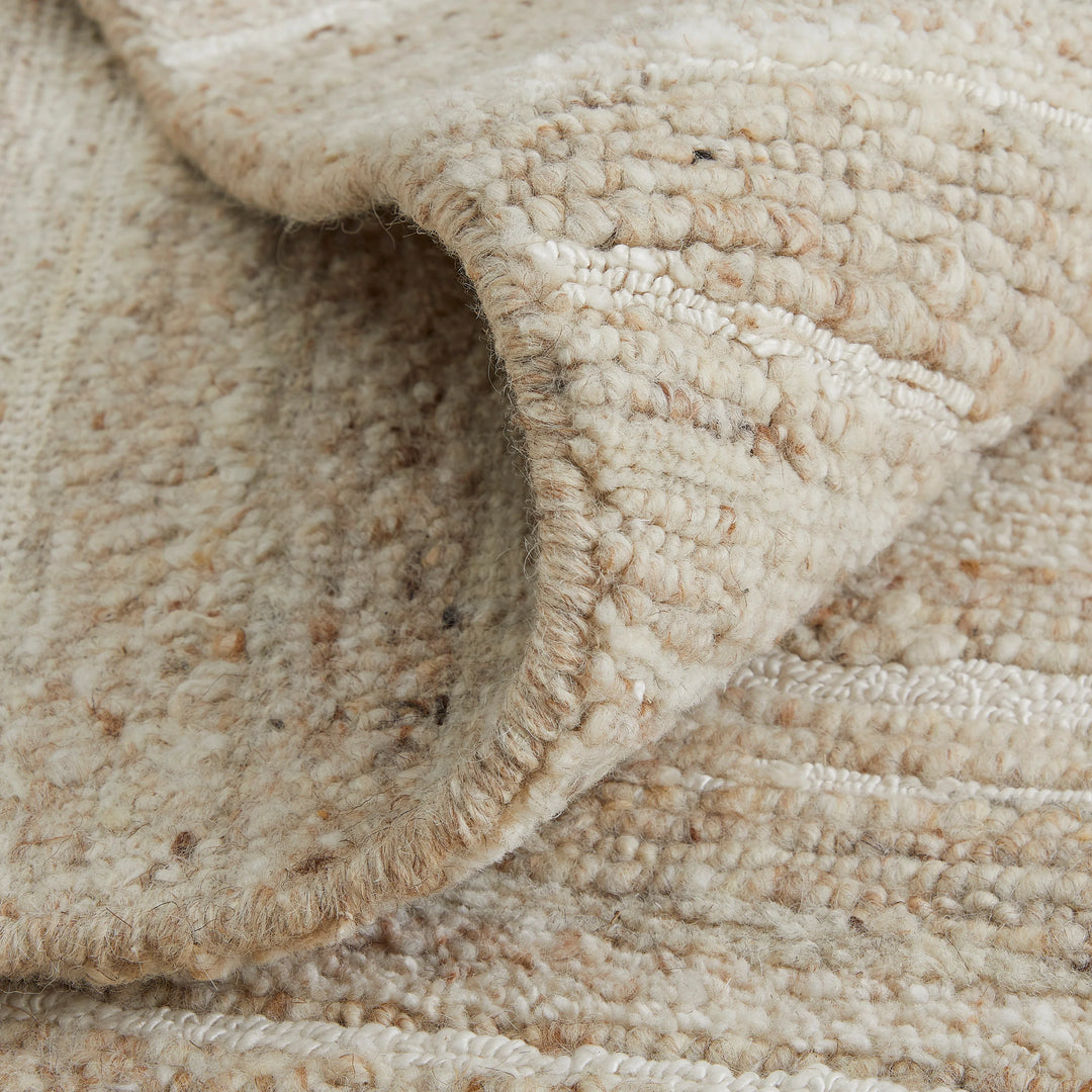 Rectangle/2' x 3'/Beige/Ivory