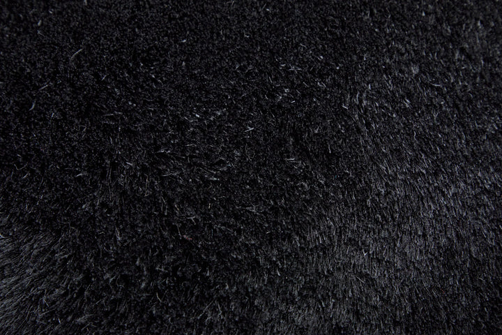 Round/8' x 8' /Black