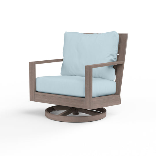 Laguna Swivel Club Rocker in Canvas Skyline, No Welt