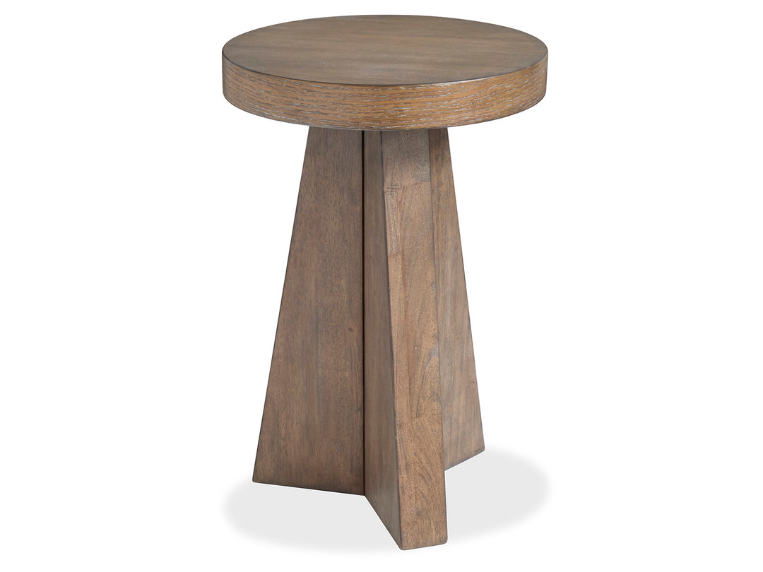 Lansbury Antique Wheat Round Accent End Table - T5940-35