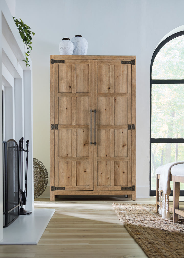 American Home Furniture | Hooker Furniture - Vineyard Row Wardrobe