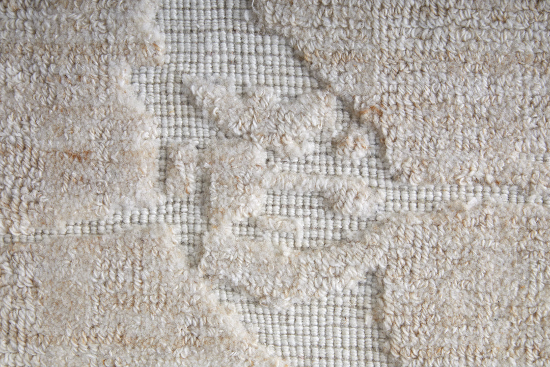 Rectangle/2' x 3'/Beige