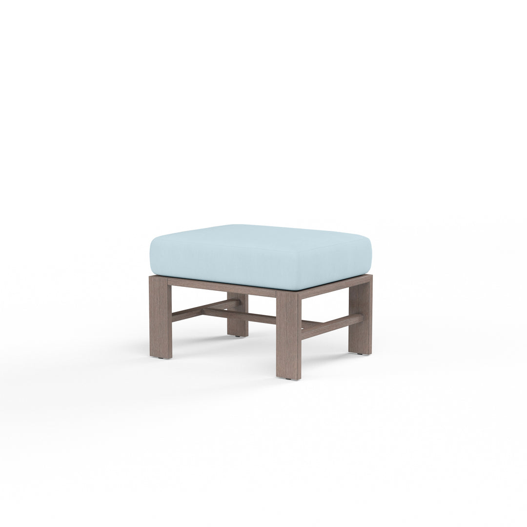 Laguna Ottoman in Canvas Skyline, No Welt