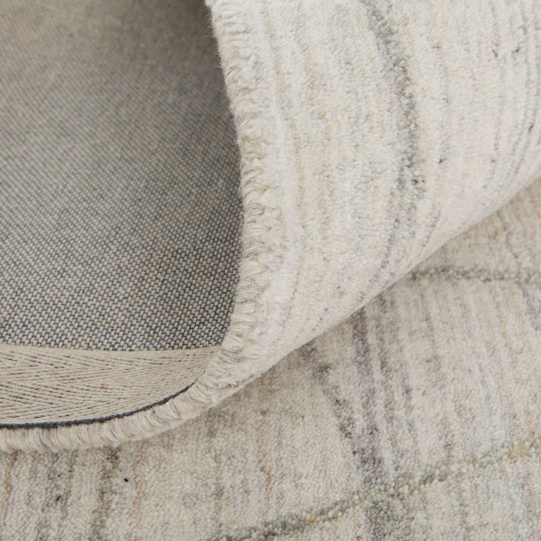 Rectangle/4' x 6'/Ivory/Charcoal