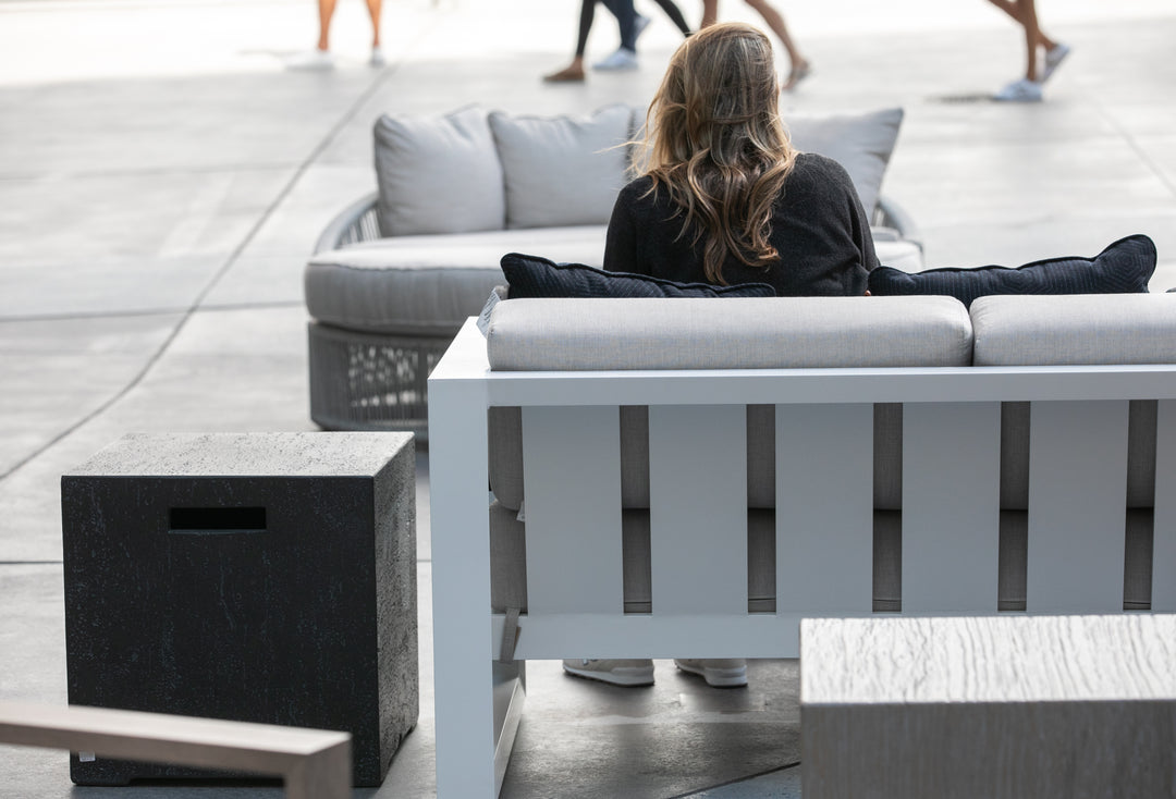 Newport Sofa in Canvas Skyline, No Welt